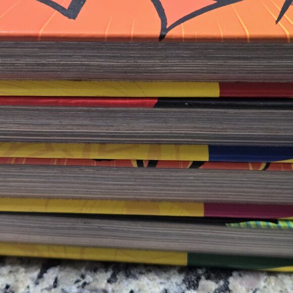 Scott Pilgrim Color Hardcover Set Volumes 1-4 – Bryan Lee O’Malley – Oni Press - Picture 14 of 15